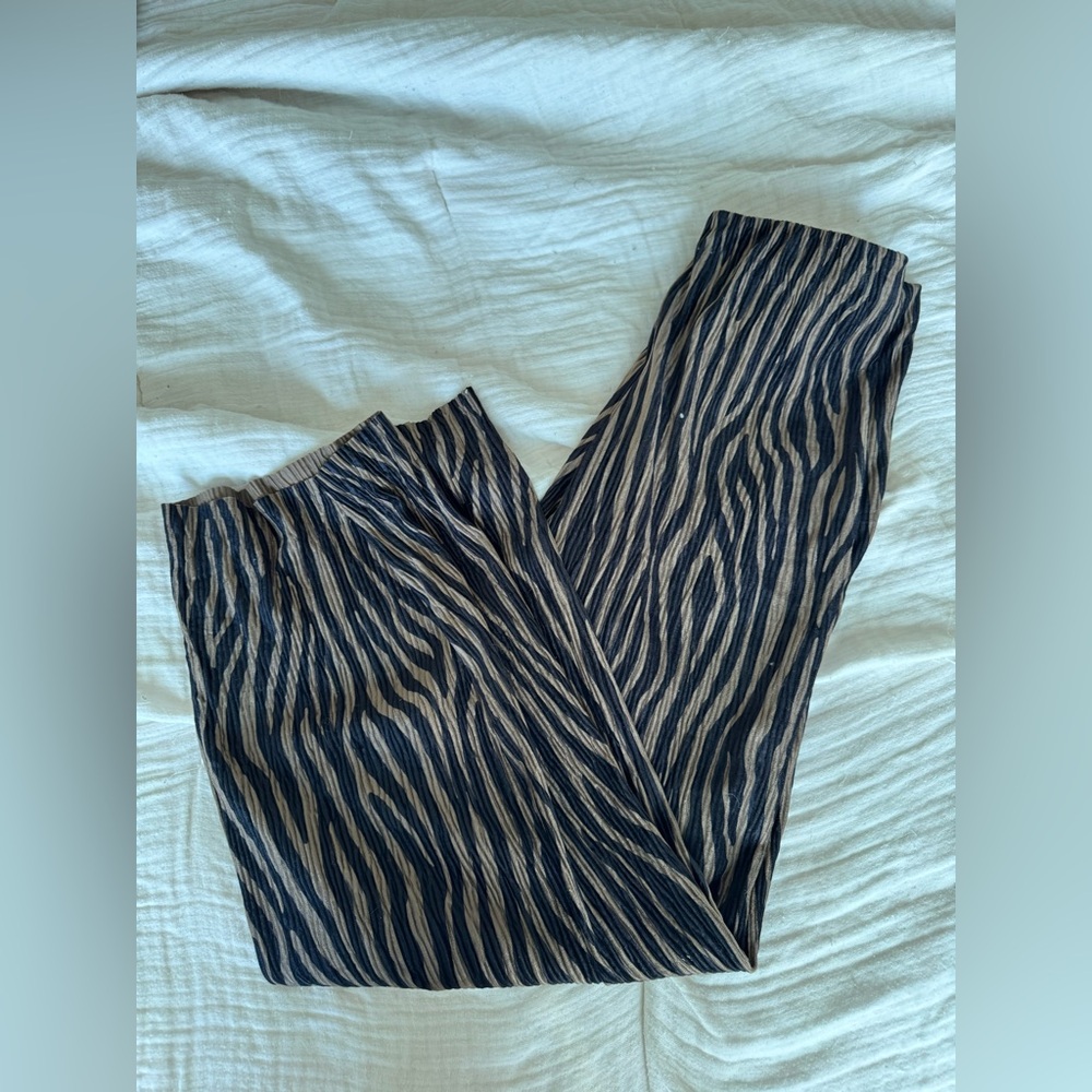 Women's Zebra Print Pants - Black and Tan